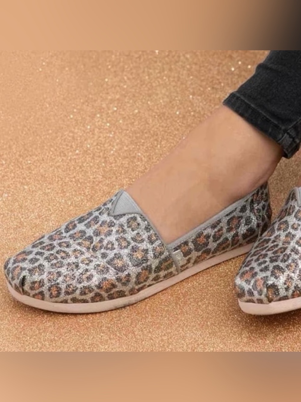 Toms | Women’s Silver/Tan Glitter Cheetah Print Slip-On Alpargata Flats Size 9